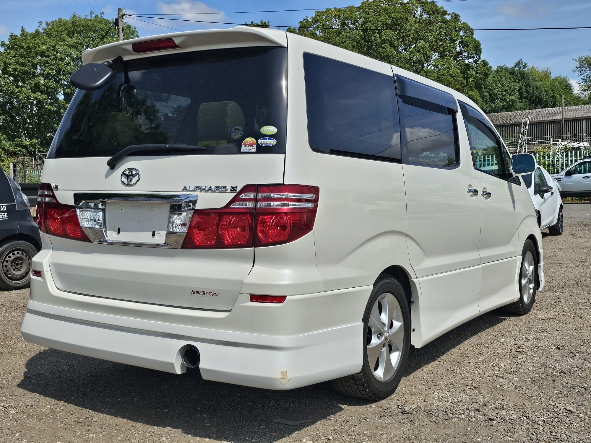 Toyota Alphard G-Edition 3.0L V6 Automatic CVT 8 Seater MPV