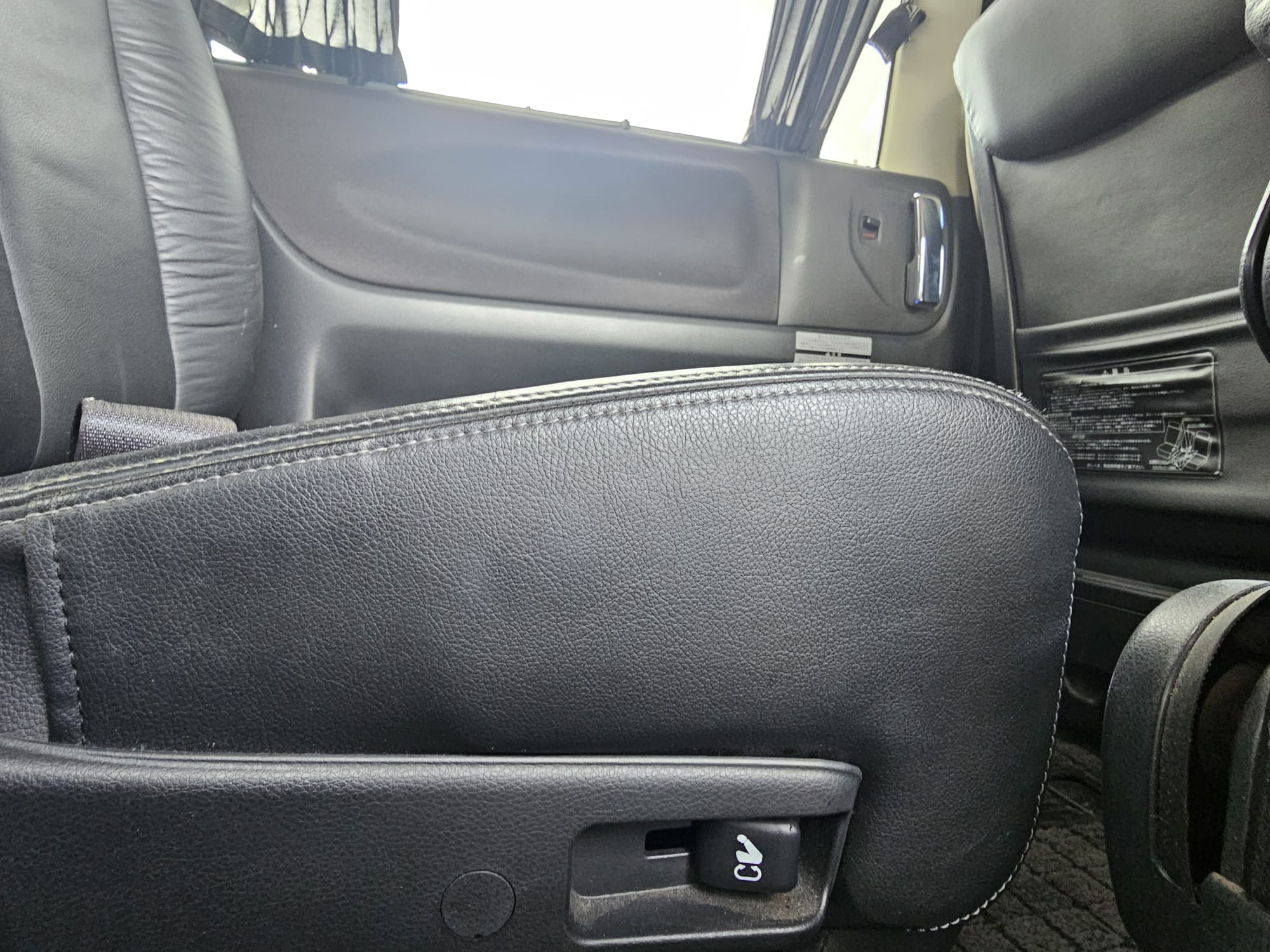 NISSAN ELGRAND Highway Star 3.5 V6 Auto 8 Seater MPV 50k Miles only Ulez Compliant