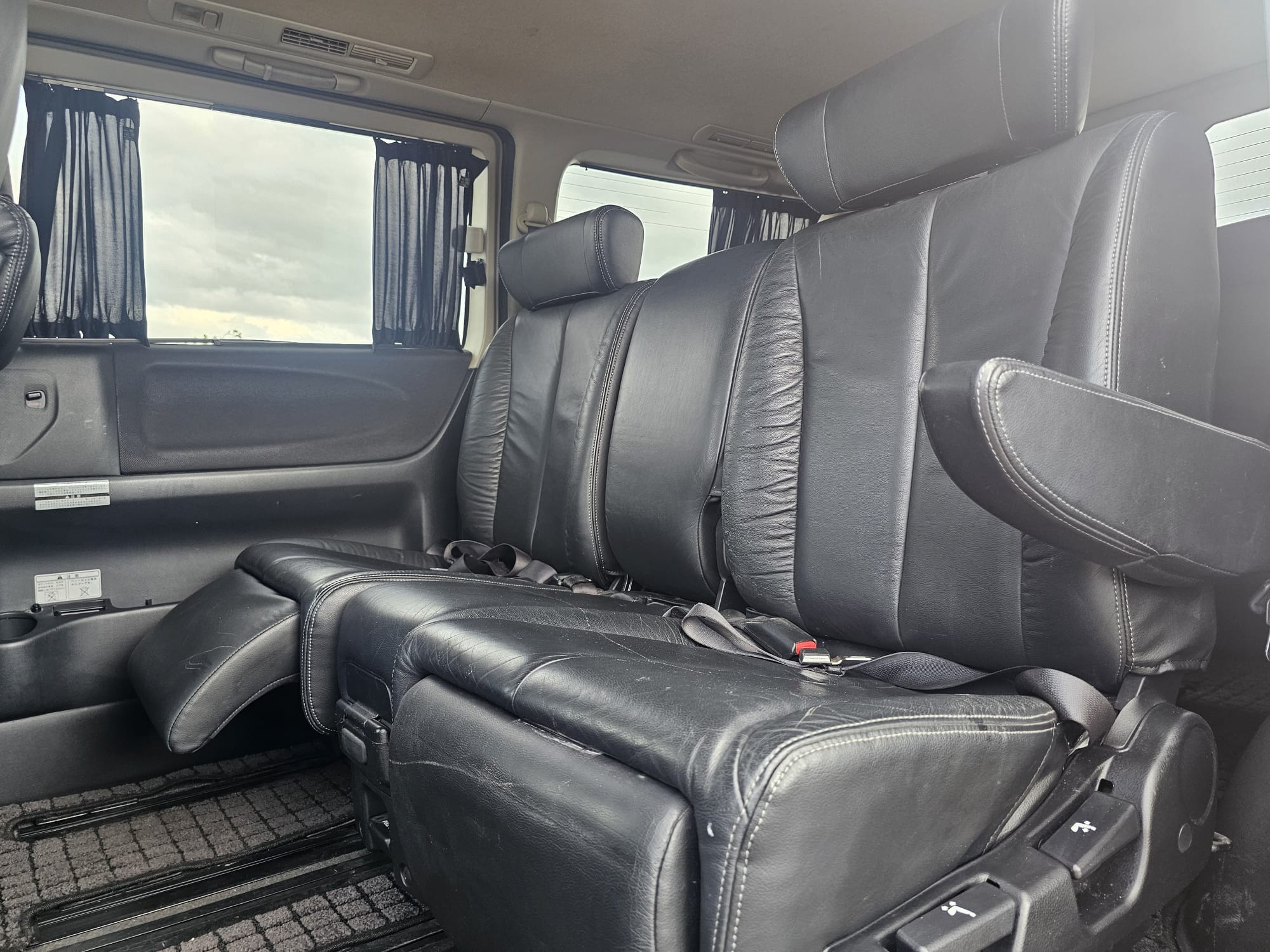 NISSAN ELGRAND Highway Star 3.5 V6 Auto 8 Seater MPV 50k Miles only Ulez Compliant