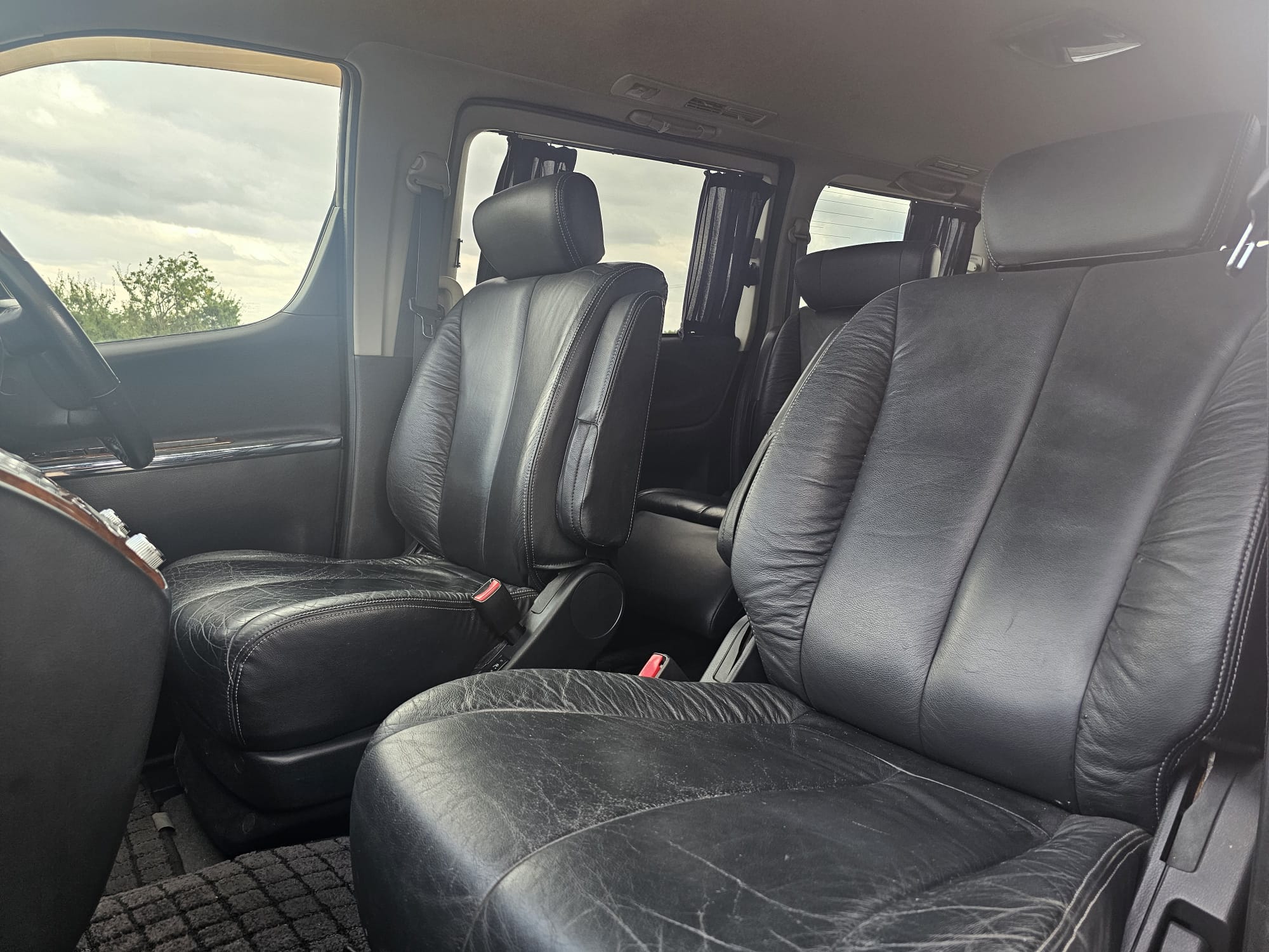 NISSAN ELGRAND Highway Star 3.5 V6 Auto 8 Seater MPV 50k Miles only Ulez Compliant