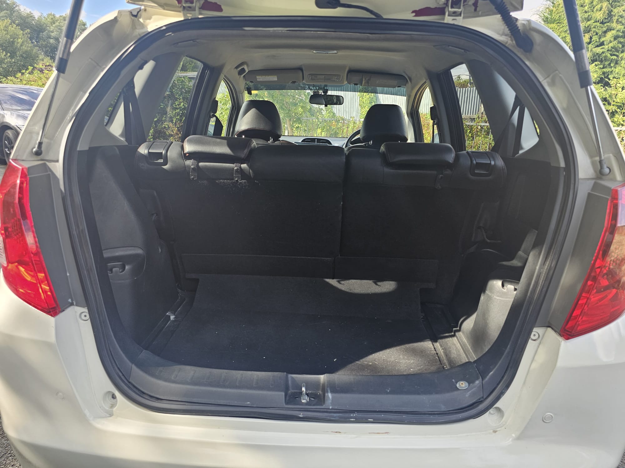 Honda Jazz 1.4 i-VTEC EX Hatchback 5dr Petrol CVT Euro 5