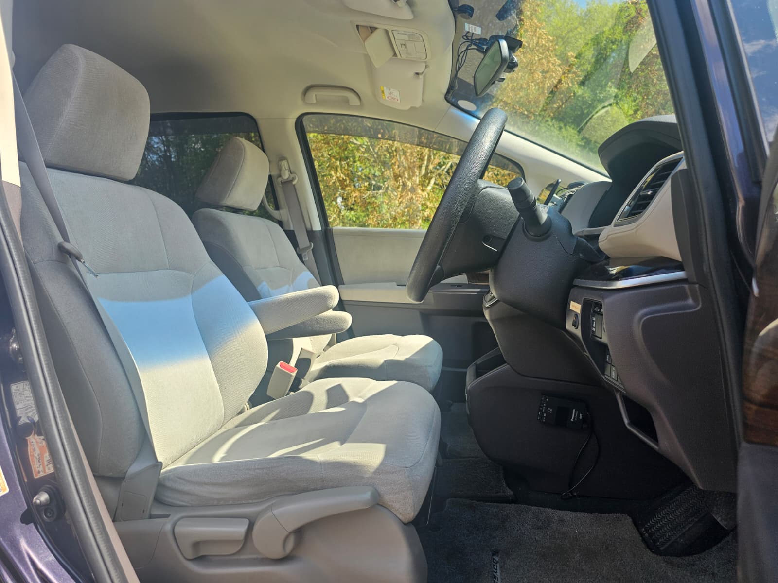 HONDA ODYSSEY 2.4 AWD Automatic CVT 8 Seater MPV