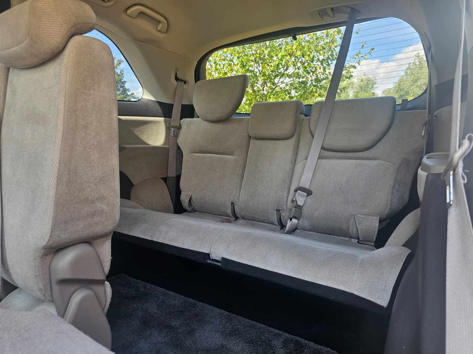 HONDA ODYSSEY 2.4 AWD Automatic CVT 8 Seater MPV