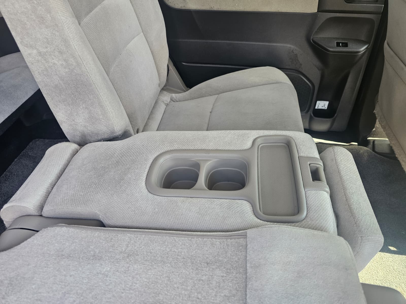HONDA ODYSSEY 2.4 AWD Automatic CVT 8 Seater MPV
