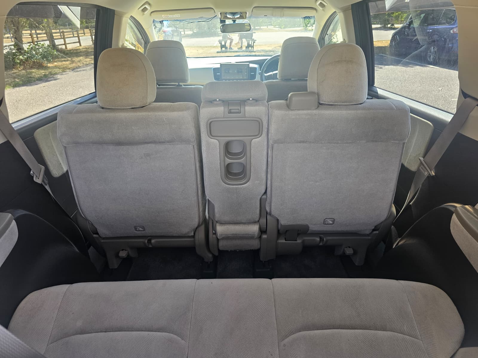 HONDA ODYSSEY 2.4 AWD Automatic CVT 8 Seater MPV