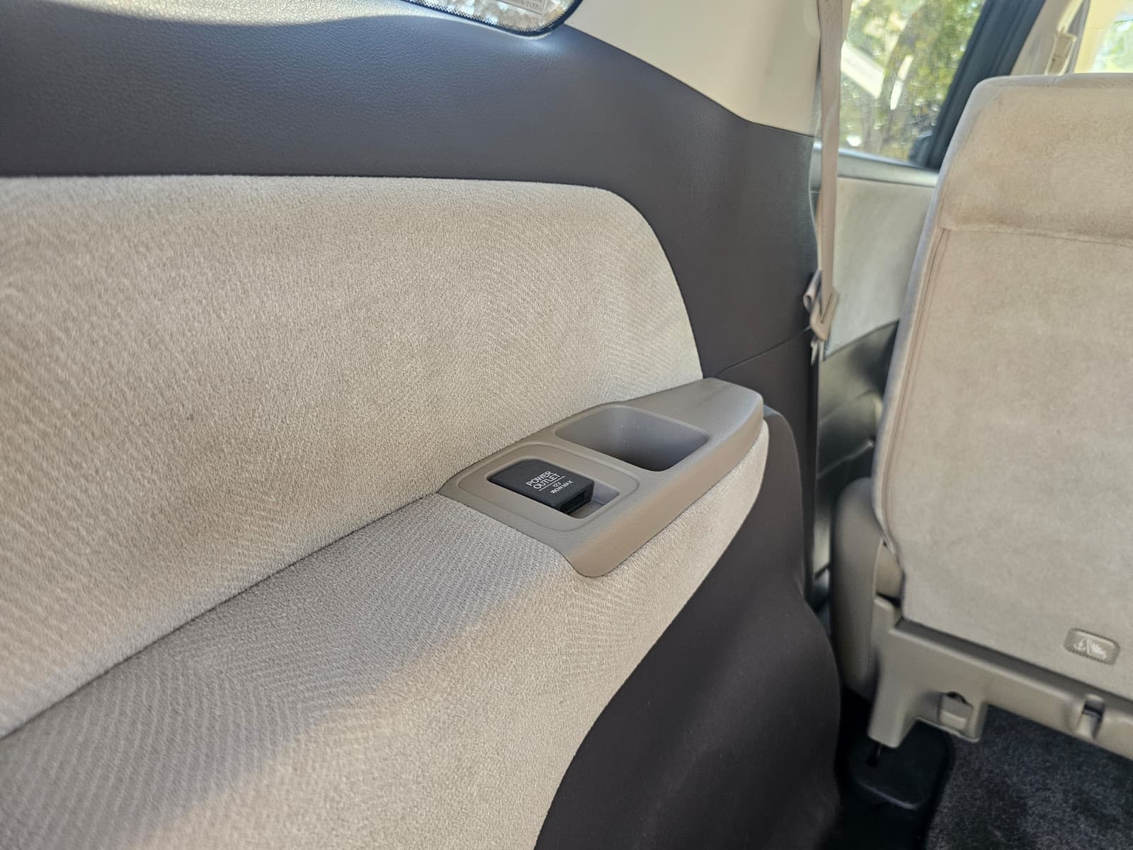 HONDA ODYSSEY 2.4 AWD Automatic CVT 8 Seater MPV
