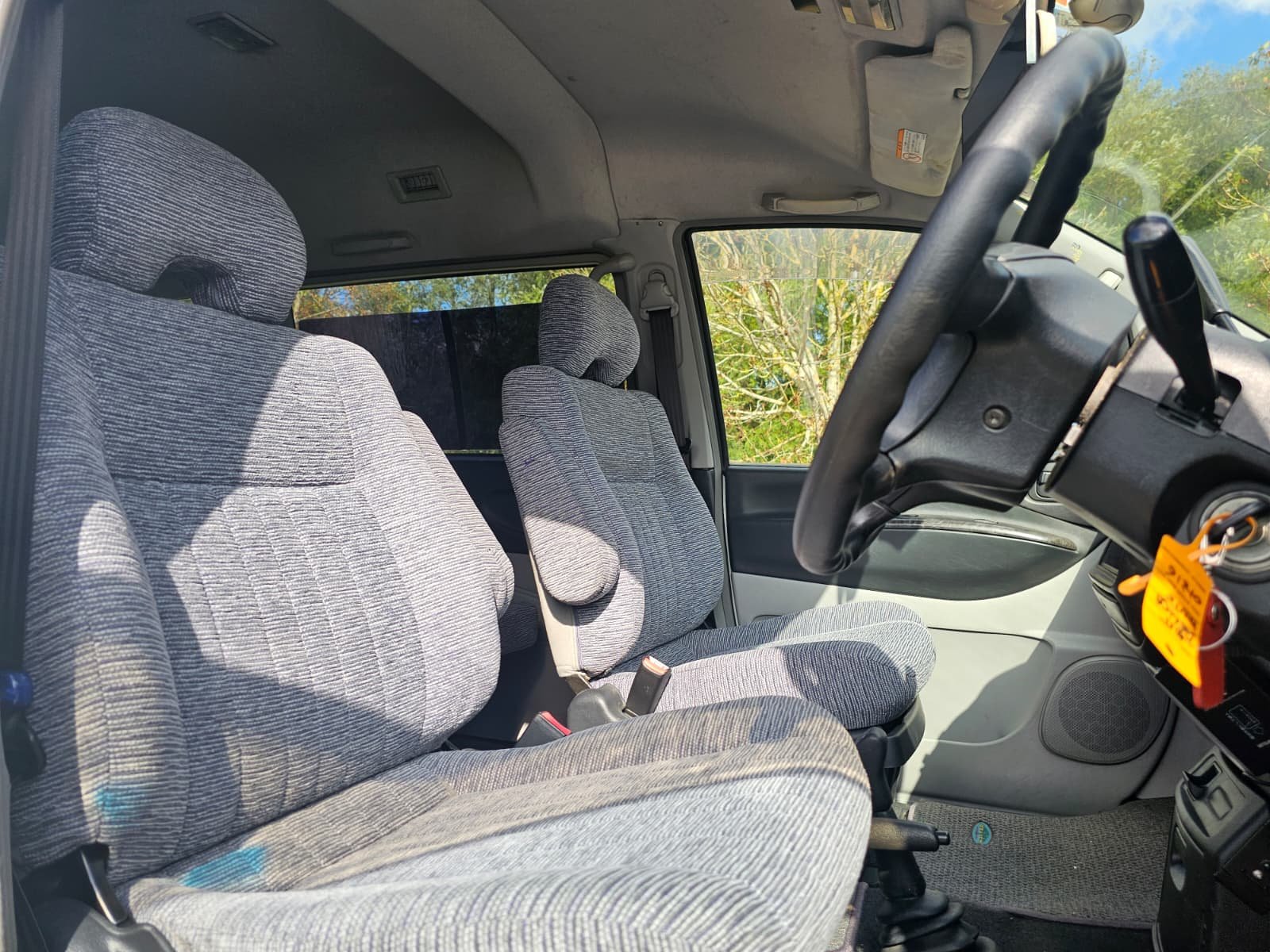 MITSUBISHI DELICA Space Gear 20th Anniversary 3.0L Auto 2WD/4WD 8 Seater MPV