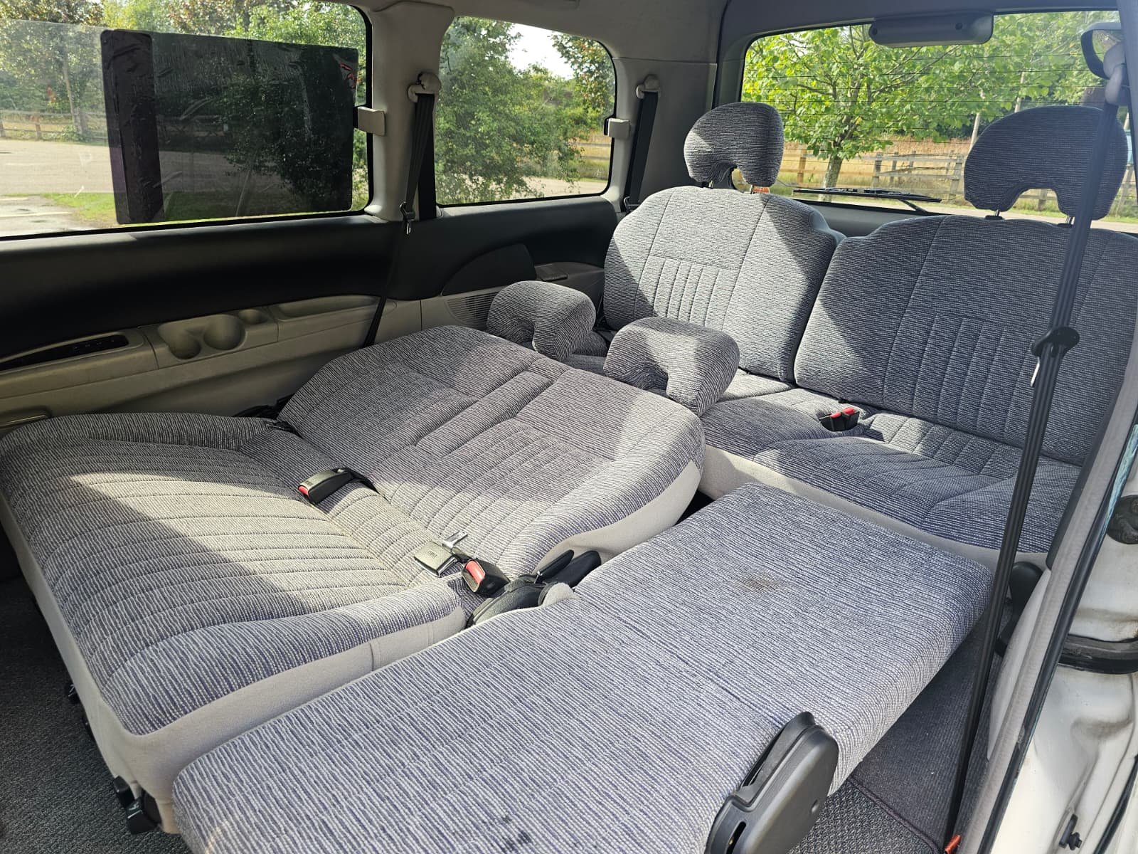 MITSUBISHI DELICA Space Gear 20th Anniversary 3.0L Auto 2WD/4WD 8 Seater MPV