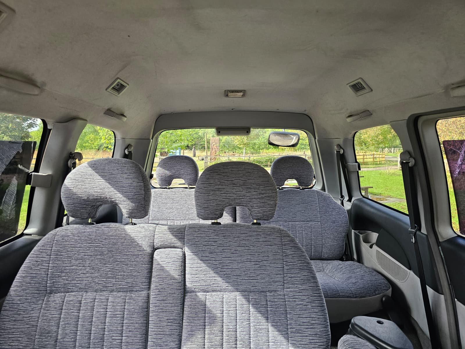 MITSUBISHI DELICA Space Gear 20th Anniversary 3.0L Auto 2WD/4WD 8 Seater MPV