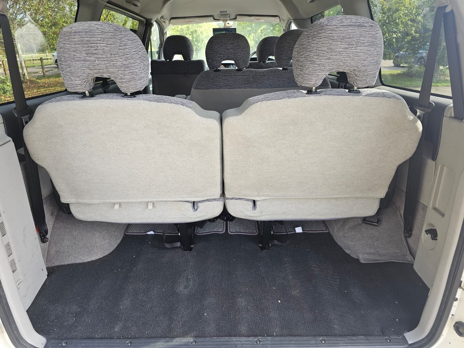 MITSUBISHI DELICA Space Gear 20th Anniversary 3.0L Auto 2WD/4WD 8 Seater MPV