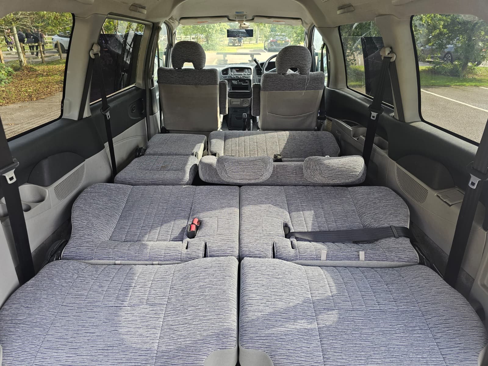 MITSUBISHI DELICA Space Gear 20th Anniversary 3.0L Auto 2WD/4WD 8 Seater MPV