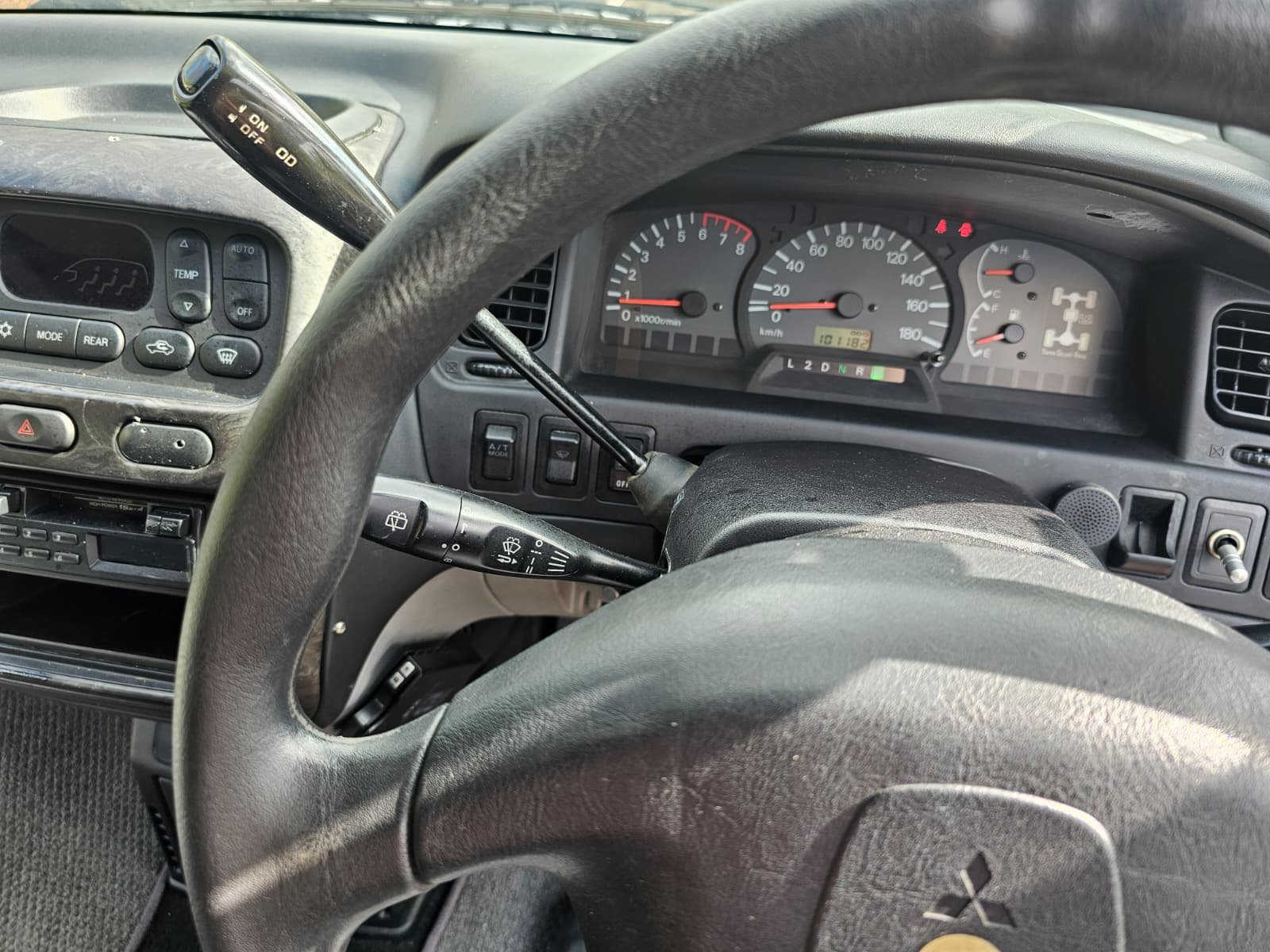 MITSUBISHI DELICA Space Gear 20th Anniversary 3.0L Auto 2WD/4WD 8 Seater MPV