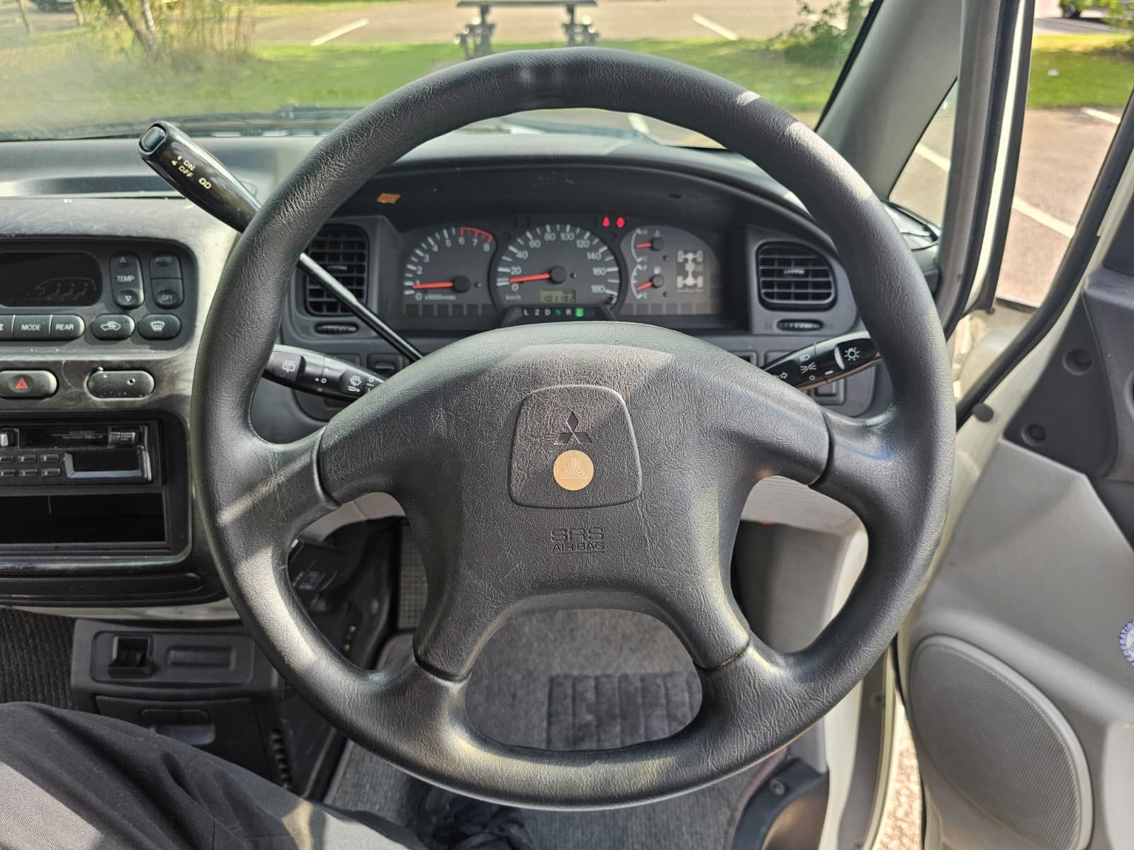 MITSUBISHI DELICA Space Gear 20th Anniversary 3.0L Auto 2WD/4WD 8 Seater MPV