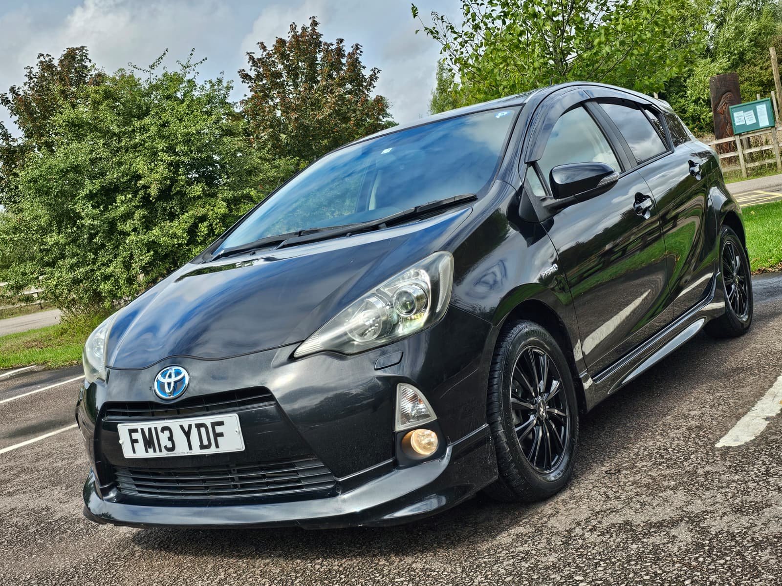 TOYOTA AQUA Corolla 1.5h Hybrid Automatic CVT 5dr