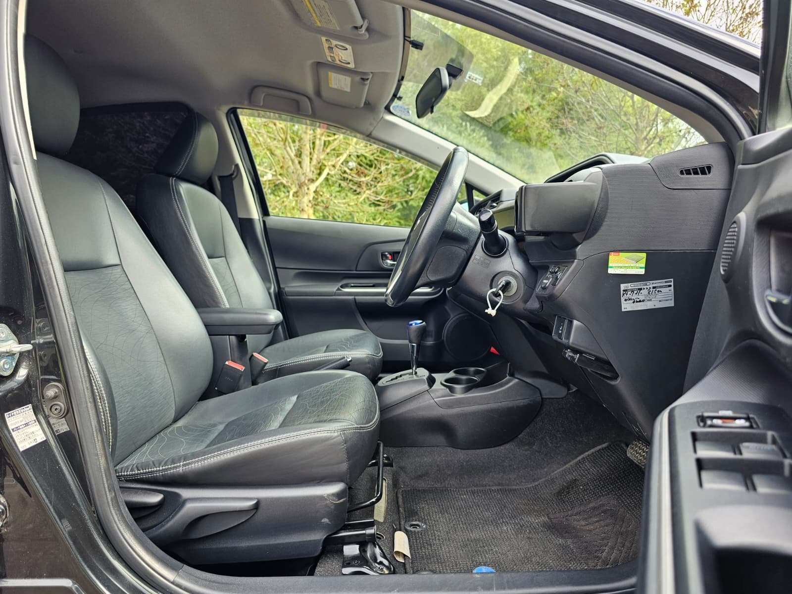 TOYOTA AQUA Corolla 1.5h Hybrid Automatic CVT 5dr