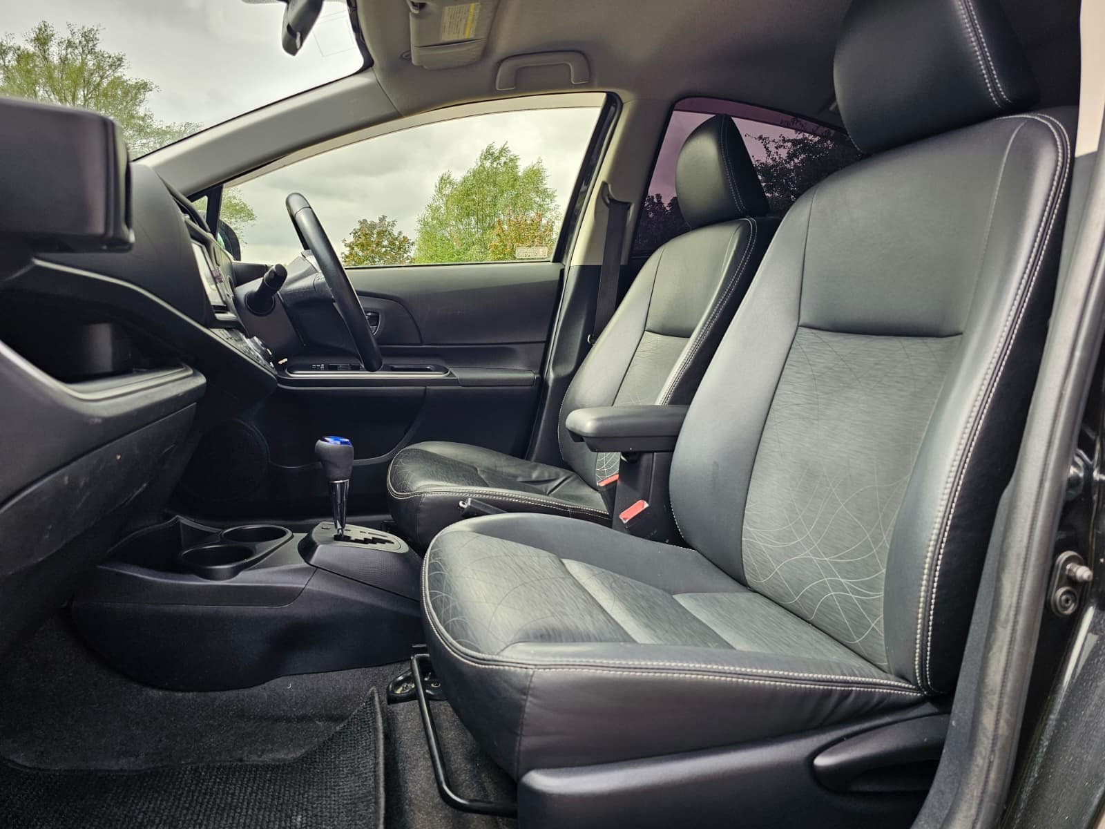 TOYOTA AQUA Corolla 1.5h Hybrid Automatic CVT 5dr