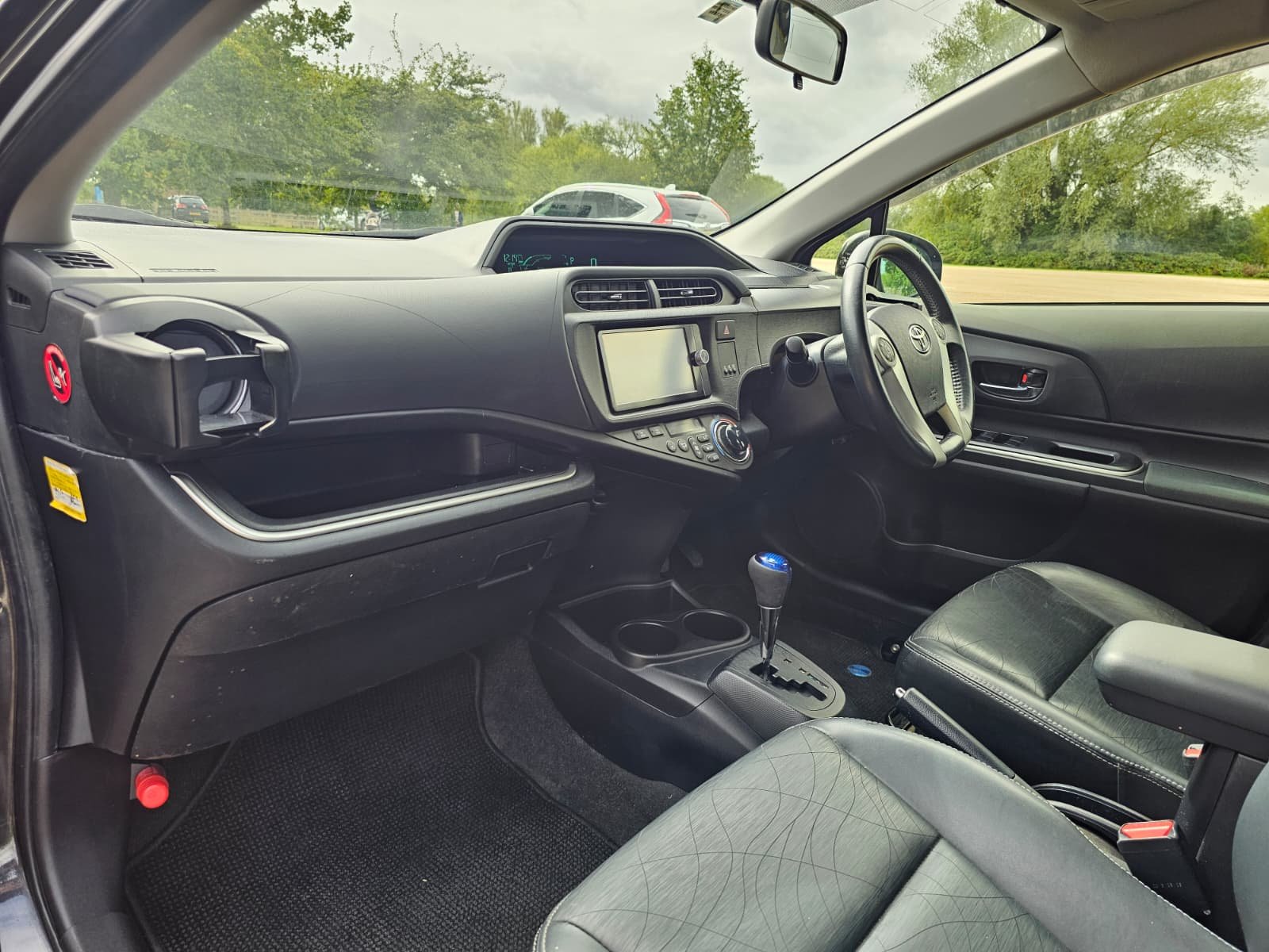 TOYOTA AQUA Corolla 1.5h Hybrid Automatic CVT 5dr