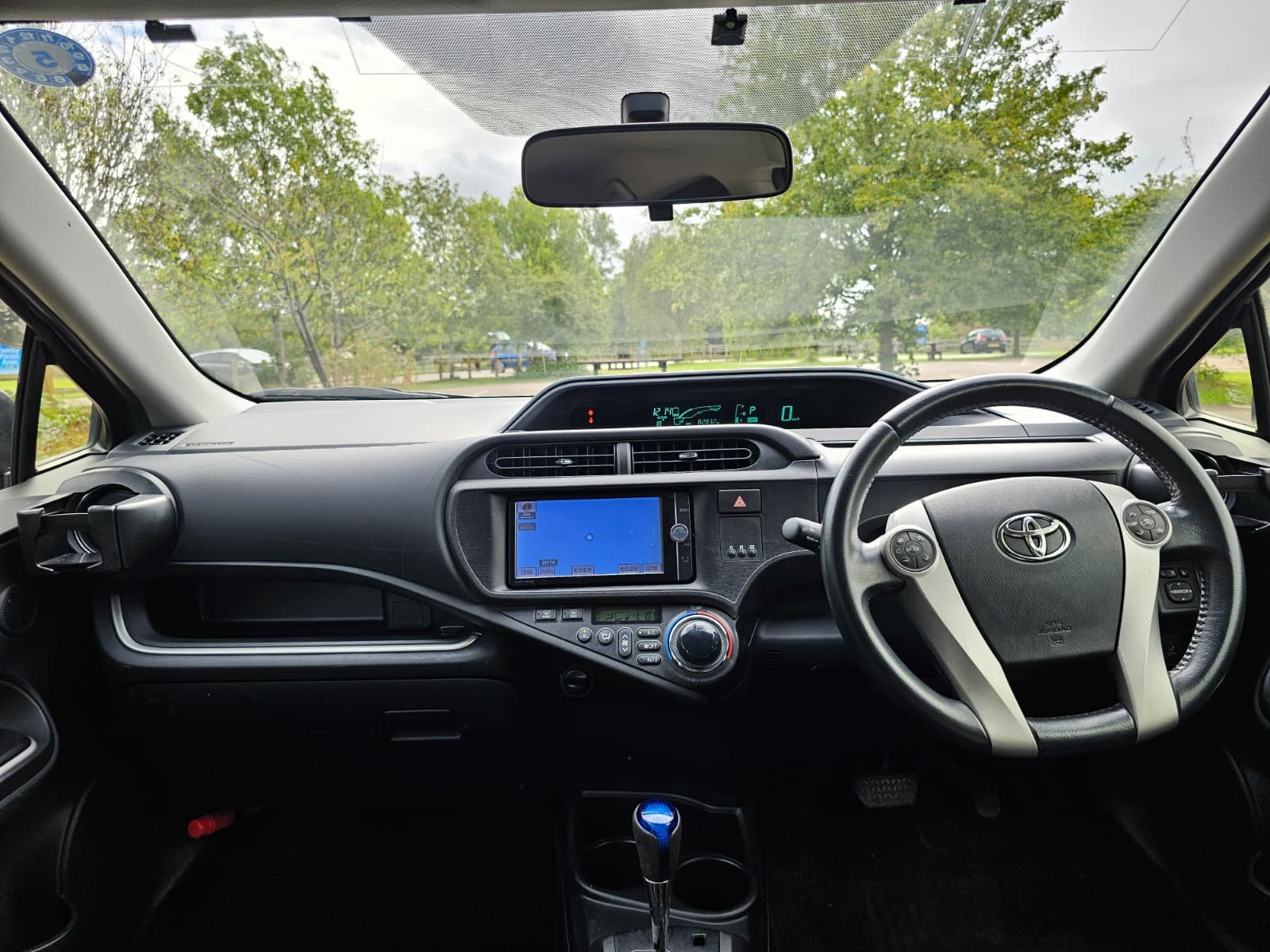 TOYOTA AQUA Corolla 1.5h Hybrid Automatic CVT 5dr