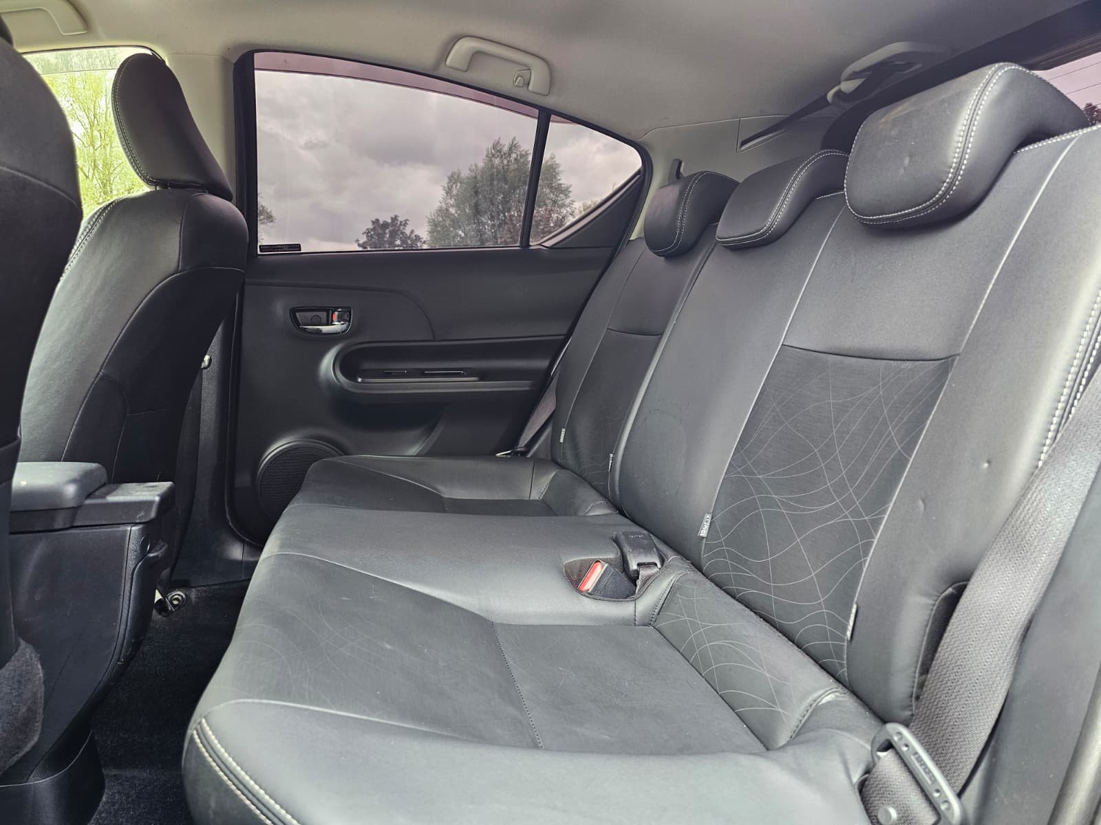 TOYOTA AQUA Corolla 1.5h Hybrid Automatic CVT 5dr