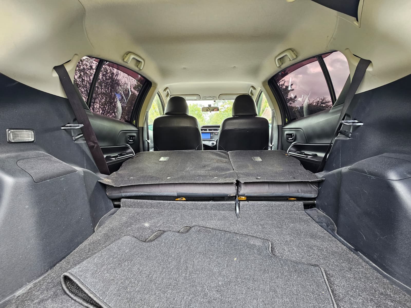 TOYOTA AQUA Corolla 1.5h Hybrid Automatic CVT 5dr