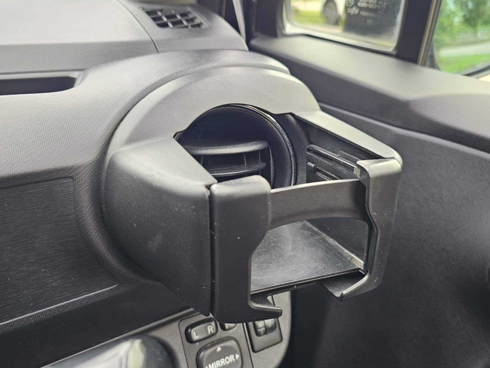 TOYOTA AQUA Corolla 1.5h Hybrid Automatic CVT 5dr