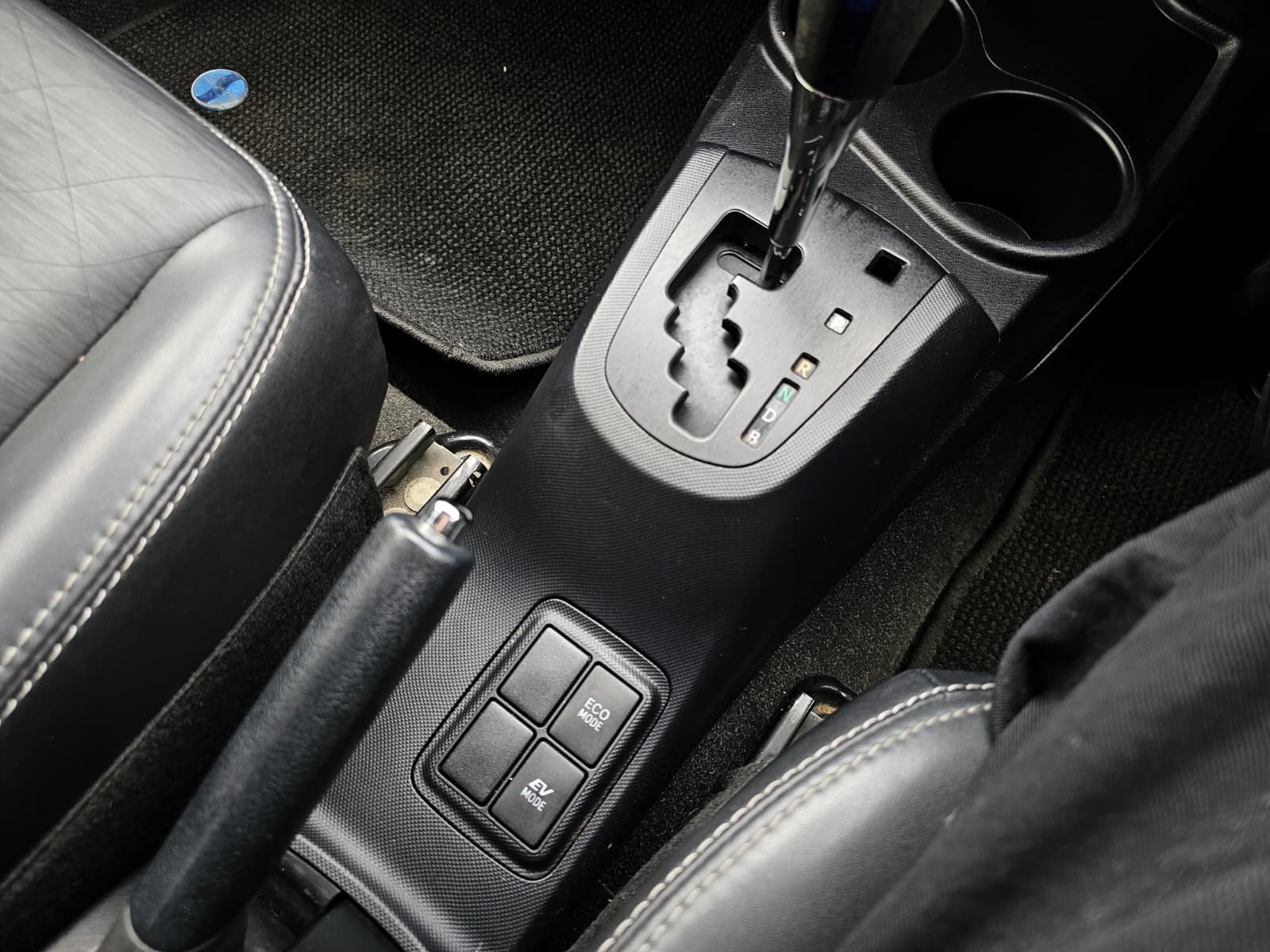 TOYOTA AQUA Corolla 1.5h Hybrid Automatic CVT 5dr