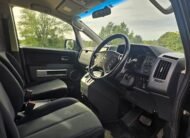 MITSUBISHI DELICA D5 2.4 Automatic 8 Seater 4X4 Switchable MPV