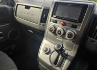 MITSUBISHI DELICA D5 2.4 Automatic 8 Seater 4X4 Switchable MPV