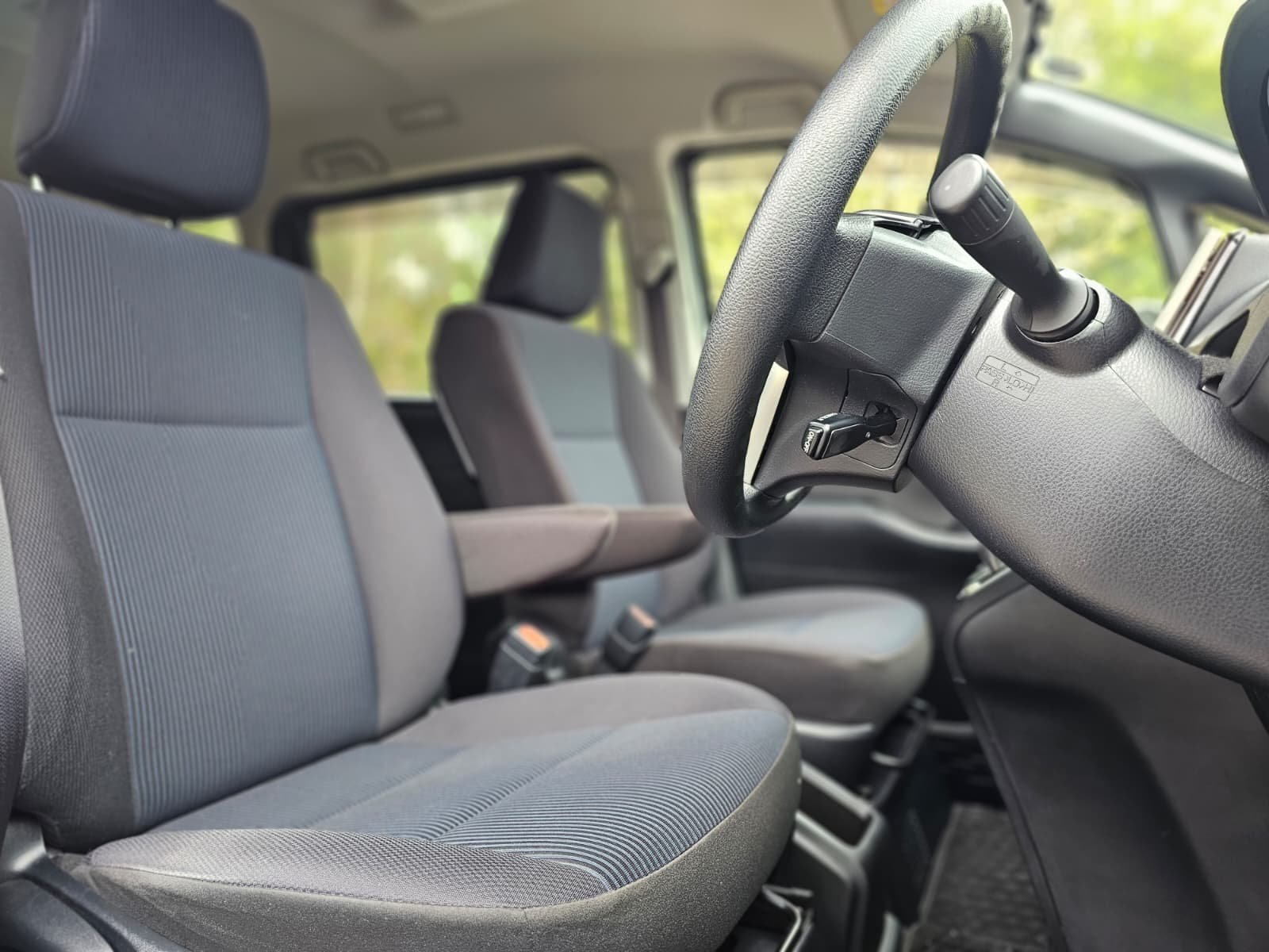 TOYOTA NOAH VOXY 1.8h Automatic CVT 7 Seater MPV Euro 6
