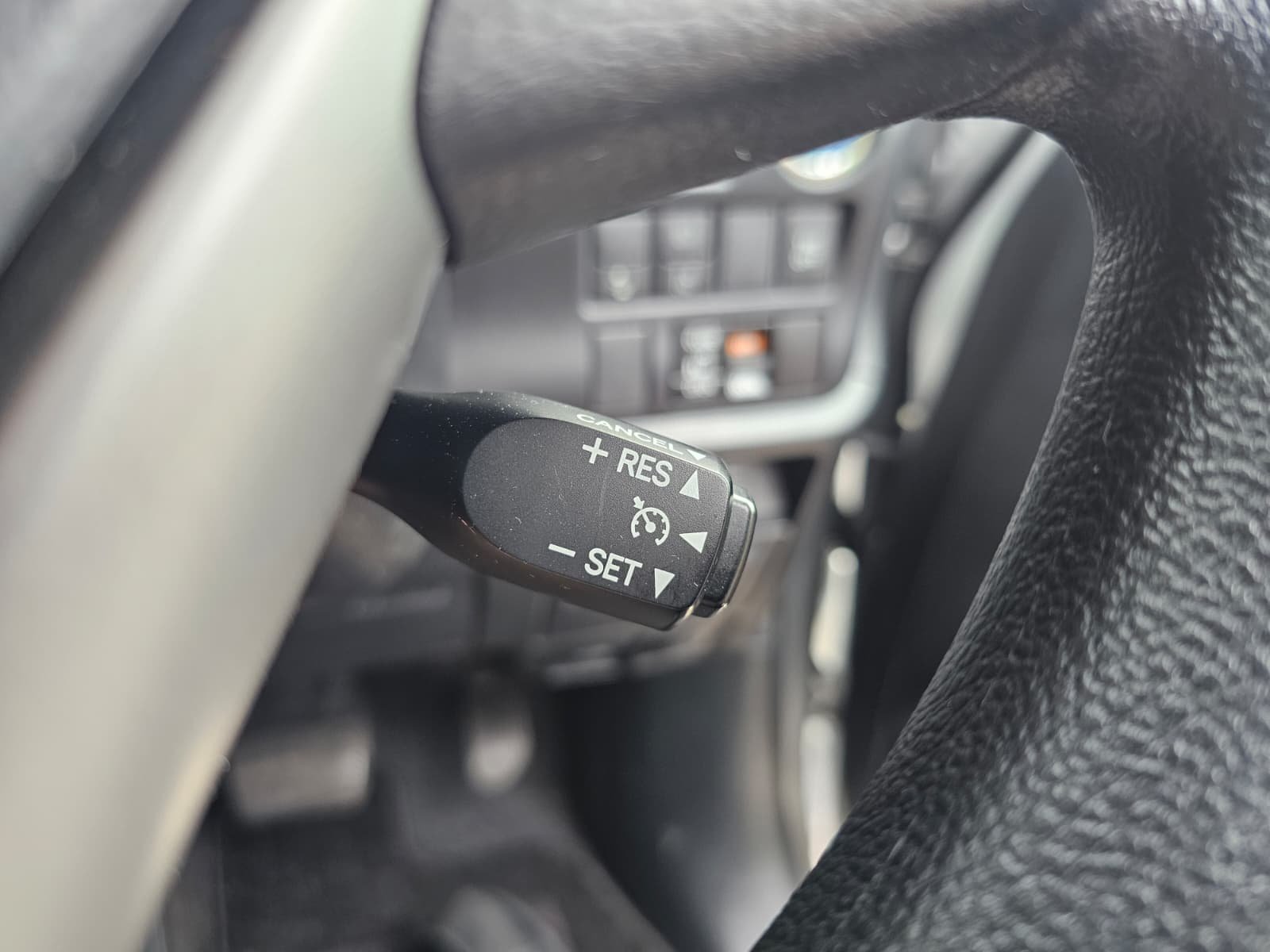 TOYOTA NOAH VOXY 1.8h Automatic CVT 7 Seater MPV Euro 6