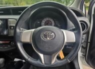 TOYOTA VITZ YARIS Jewela 1.3L Automatic CVT 4WD Hatchback