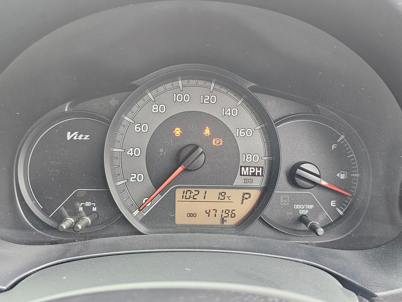 TOYOTA VITZ YARIS Jewela 1.3L Automatic CVT 4WD Hatchback
