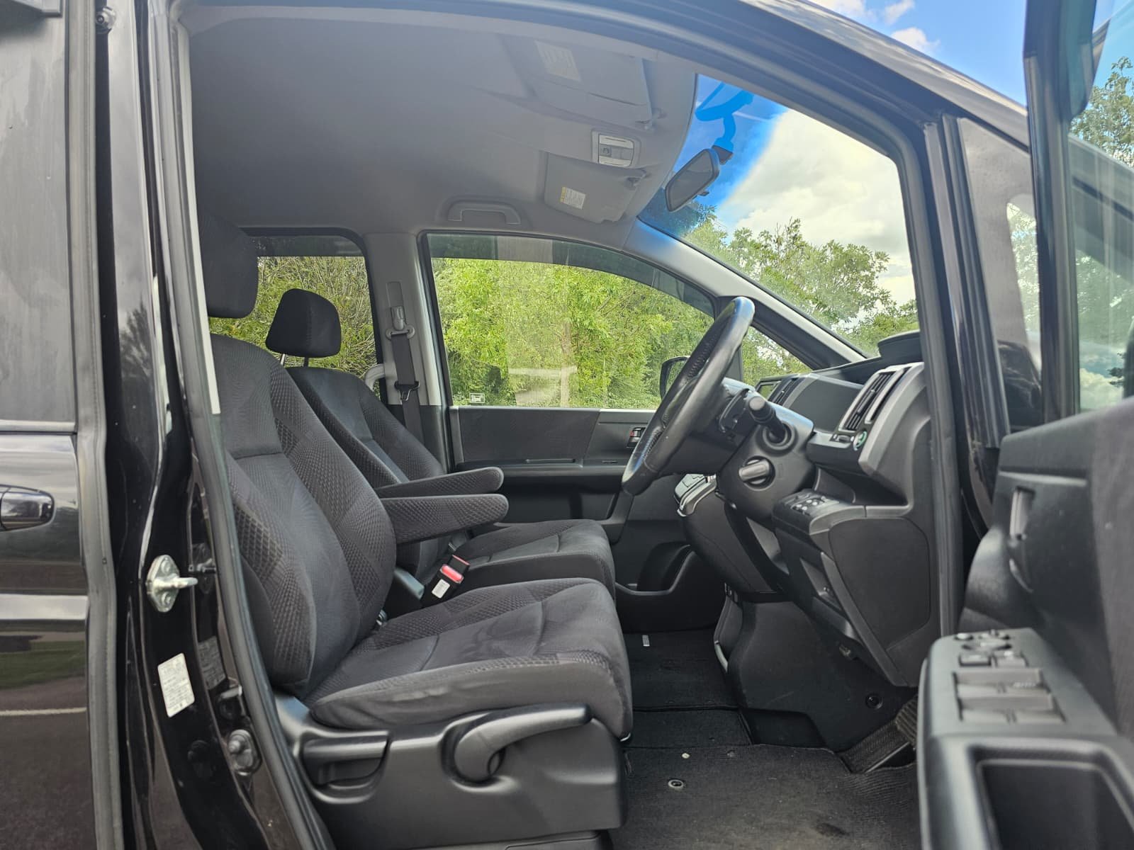 HONDA STEPWAGON Spada 2.0L Automatic CVT 8 Seater MPV
