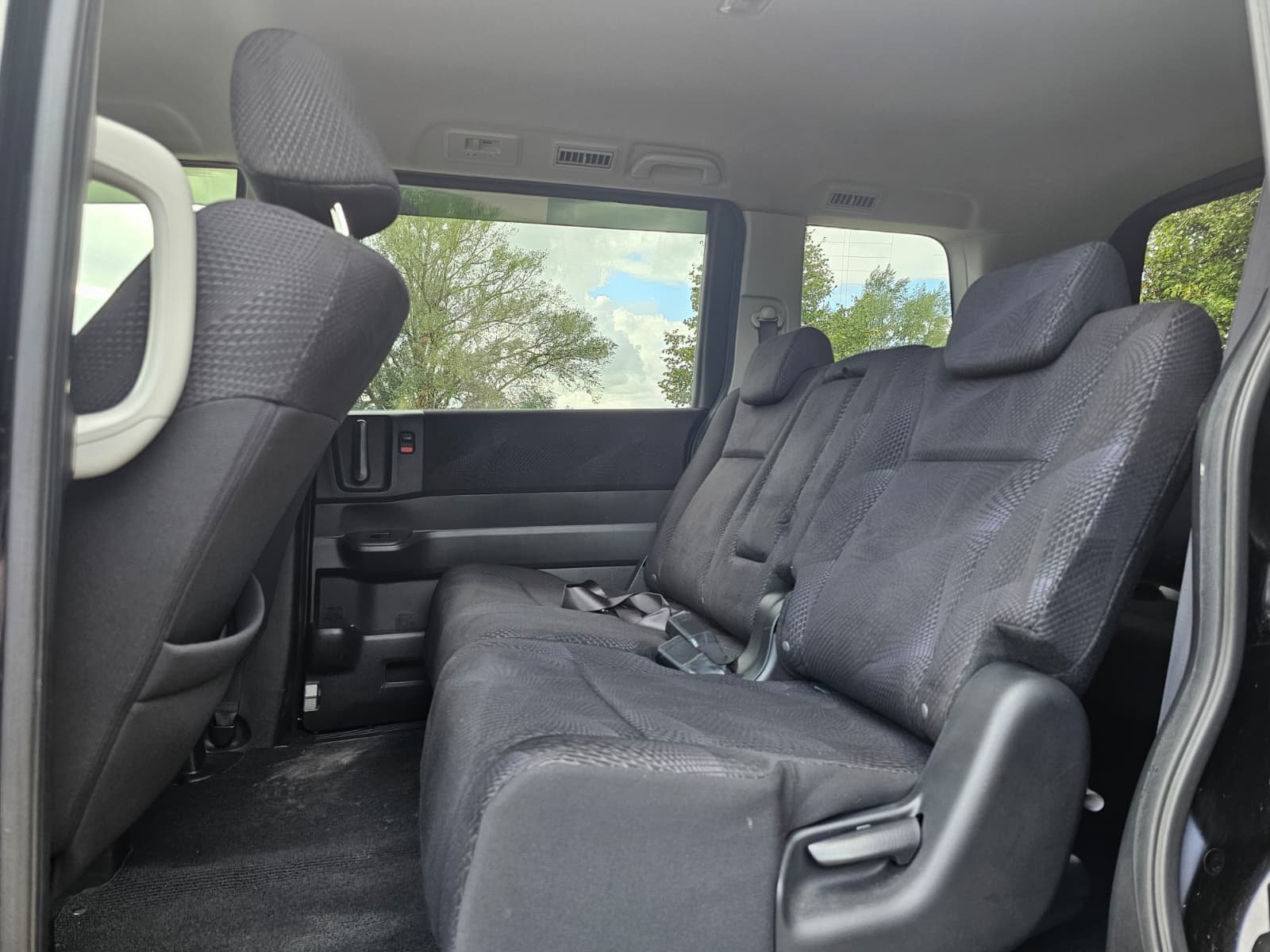 HONDA STEPWAGON Spada 2.0L Automatic CVT 8 Seater MPV