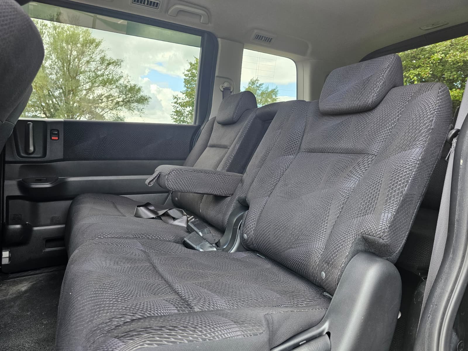 HONDA STEPWAGON Spada 2.0L Automatic CVT 8 Seater MPV