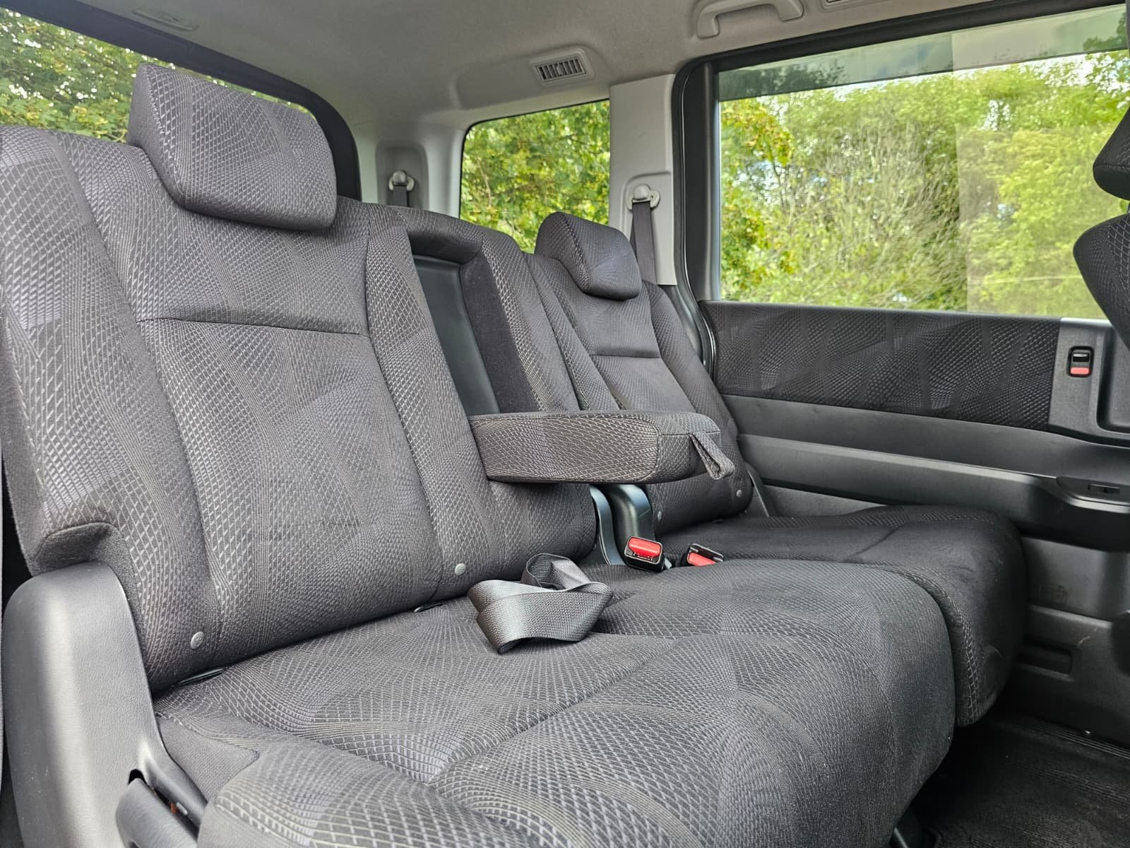 HONDA STEPWAGON Spada 2.0L Automatic CVT 8 Seater MPV