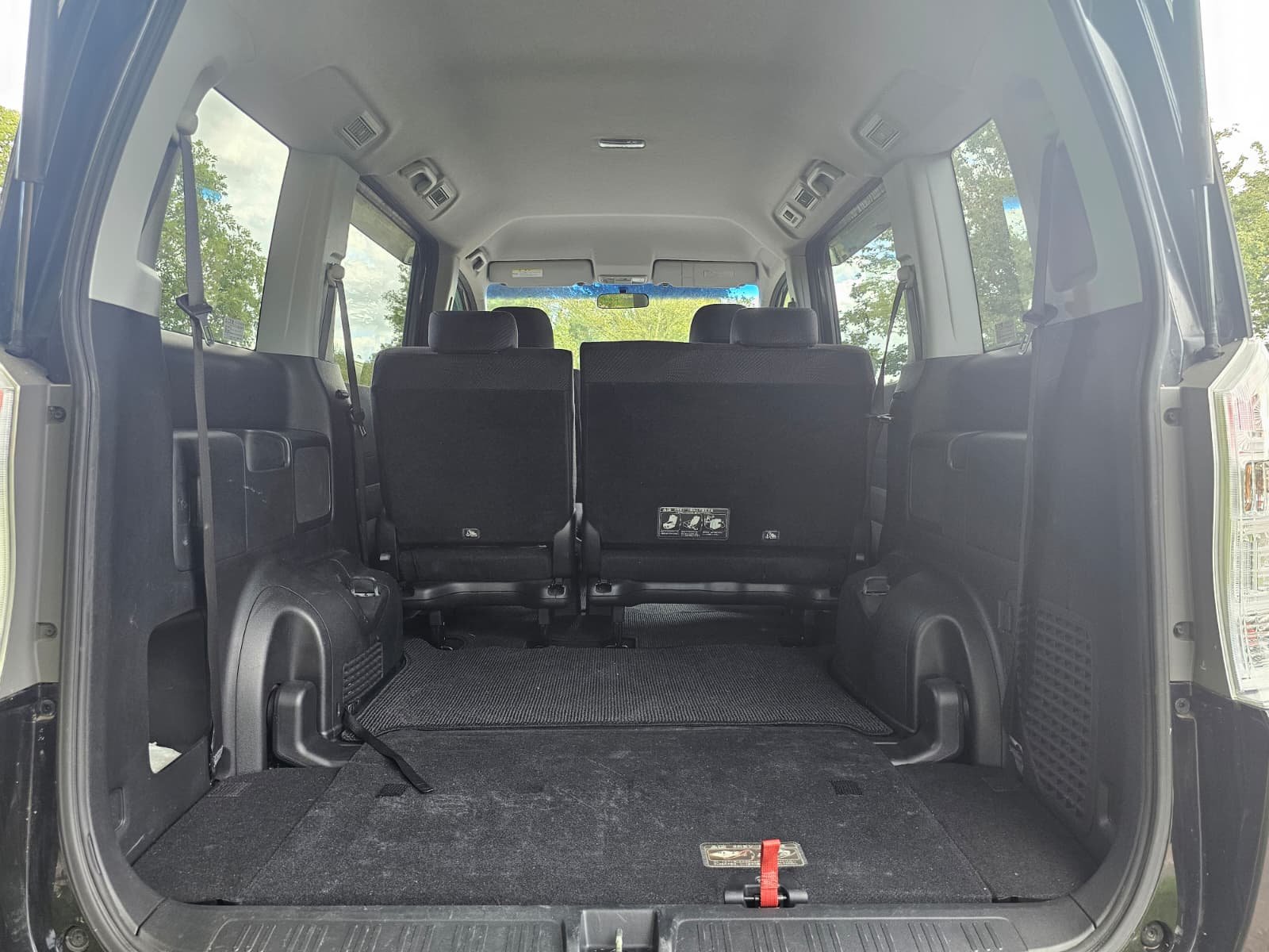 HONDA STEPWAGON Spada 2.0L Automatic CVT 8 Seater MPV