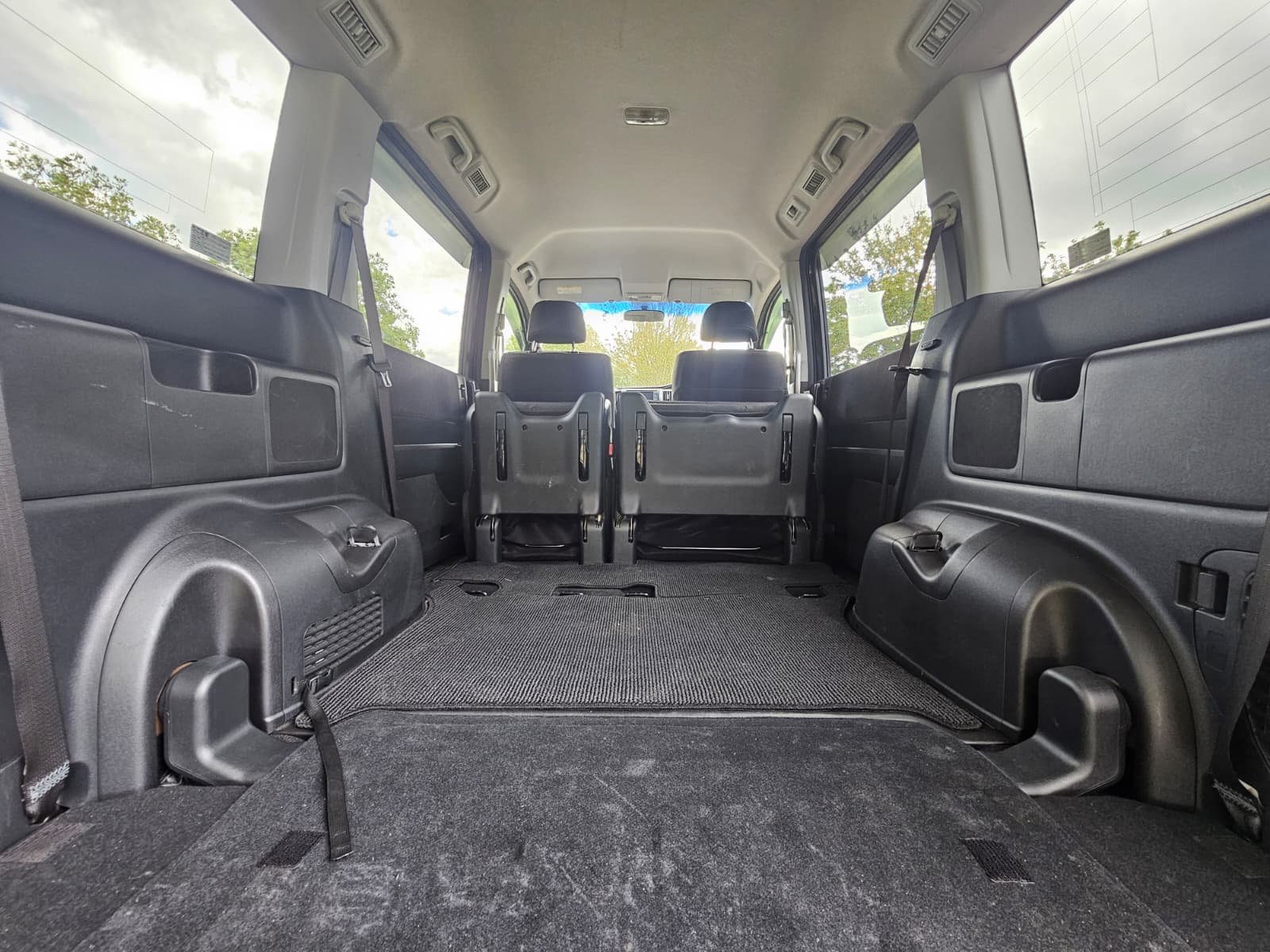 HONDA STEPWAGON Spada 2.0L Automatic CVT 8 Seater MPV