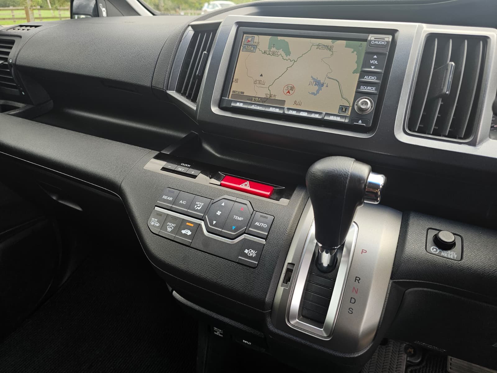 HONDA STEPWAGON Spada 2.0L Automatic CVT 8 Seater MPV