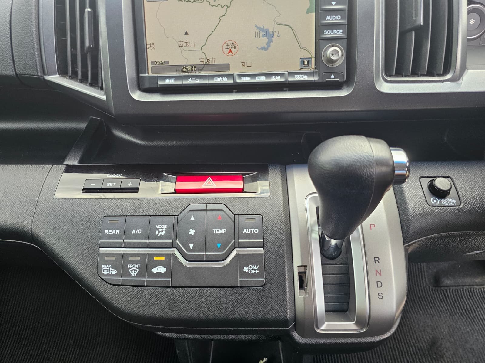 HONDA STEPWAGON Spada 2.0L Automatic CVT 8 Seater MPV