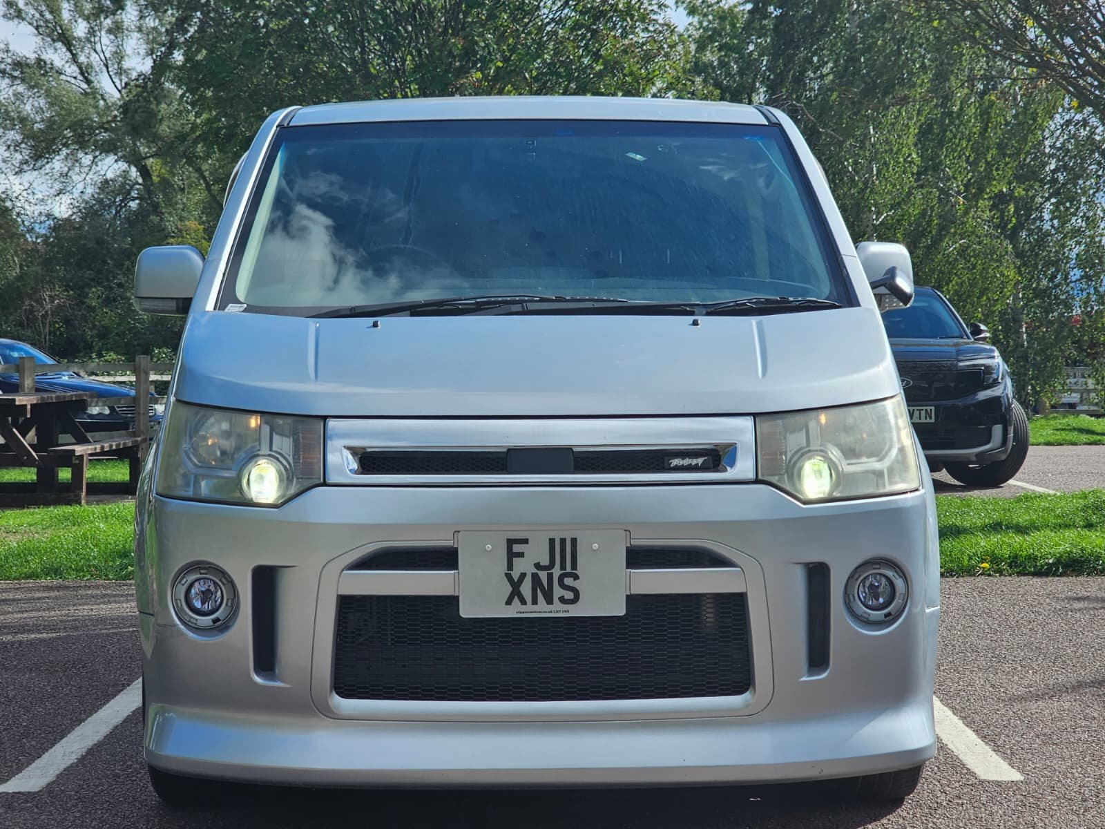 MITSUBISHI DELICA D5 Facelift 2.0L Auto 8 Seater MPV