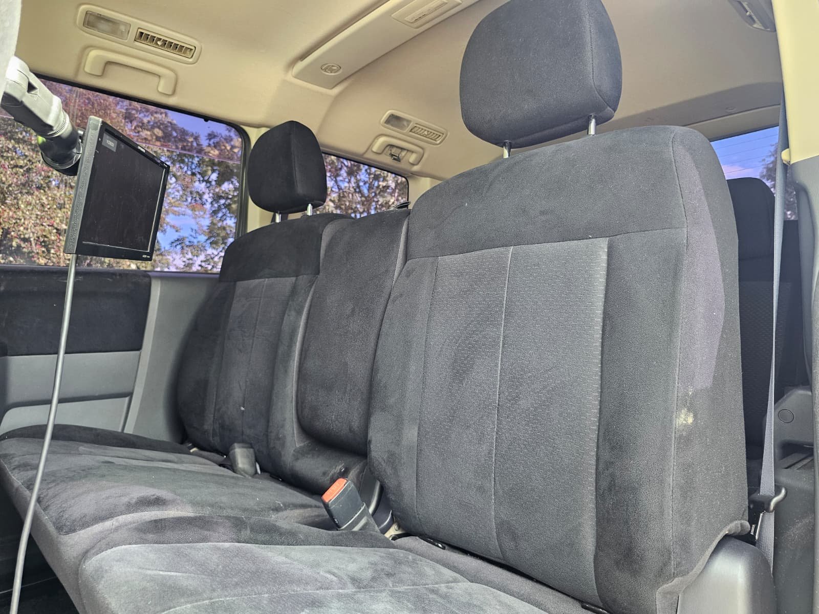 MITSUBISHI DELICA D5 Facelift 2.0L Auto 8 Seater MPV