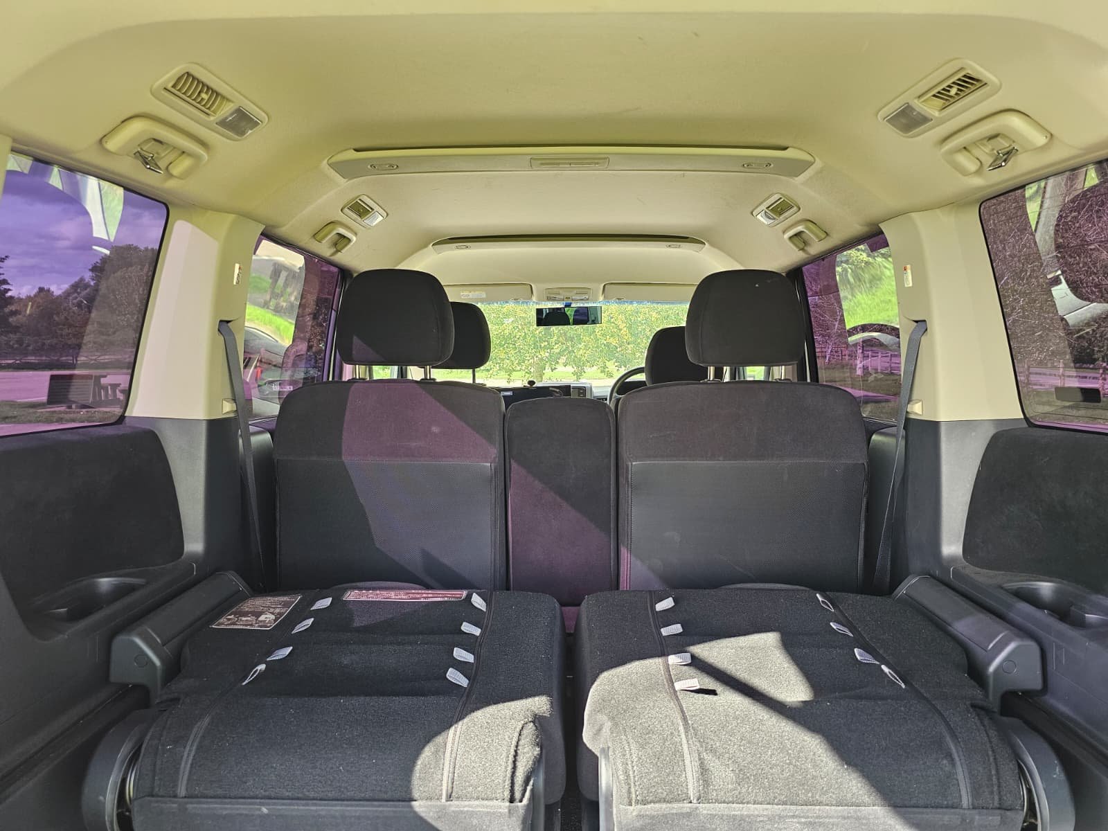 MITSUBISHI DELICA D5 Facelift 2.0L Auto 8 Seater MPV
