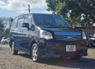 TOYOTA NOAH Voxy X 2.0L Automatic CVT 7 Seater MPV