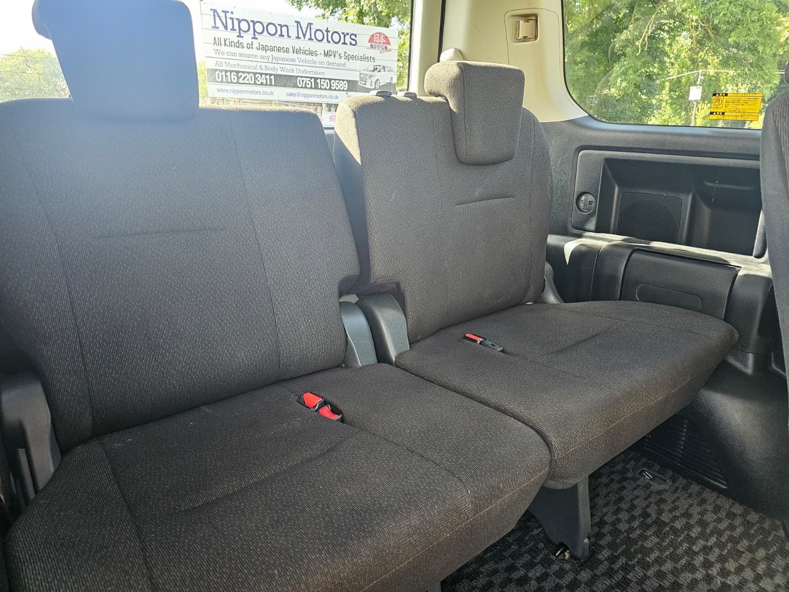 TOYOTA NOAH Voxy X 2.0L Automatic CVT 7 Seater MPV