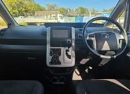 TOYOTA NOAH Voxy X 2.0L Automatic CVT 7 Seater MPV