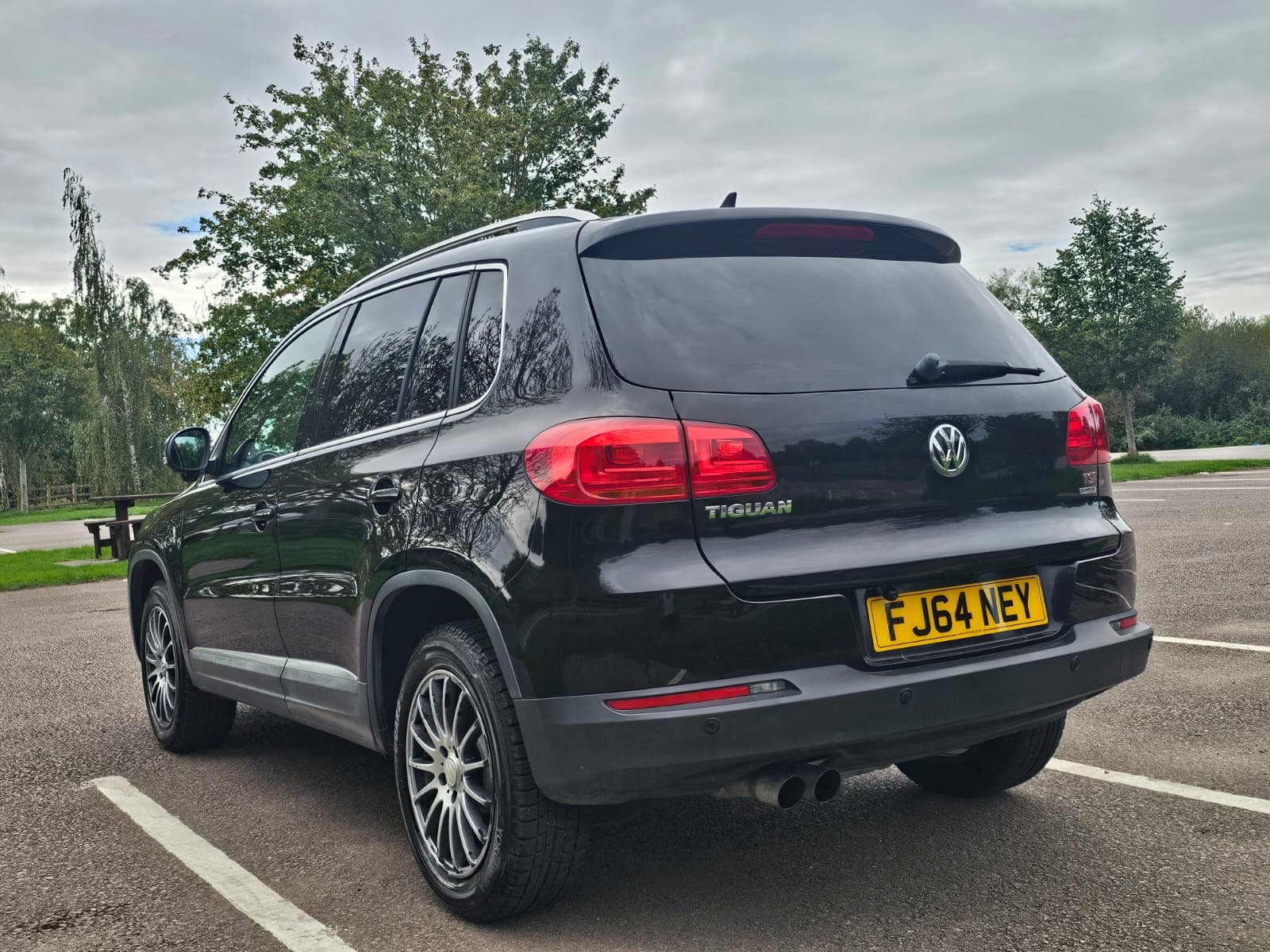 Volkswagen Tiguan 1.4 TSI SE Bluemotion Tech SUV Automatic DSG Euro 5