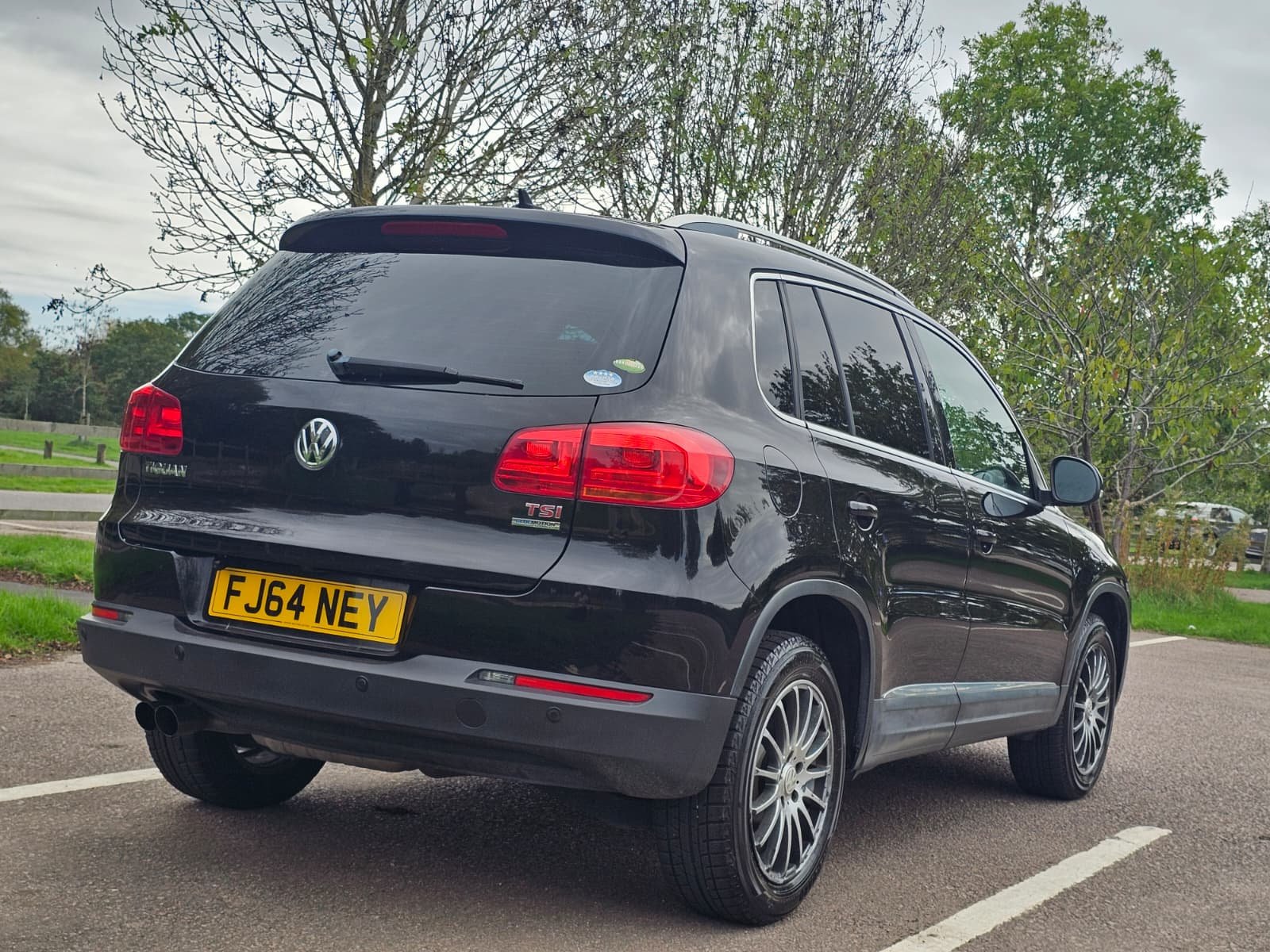 Volkswagen Tiguan 1.4 TSI SE Bluemotion Tech SUV Automatic DSG Euro 5