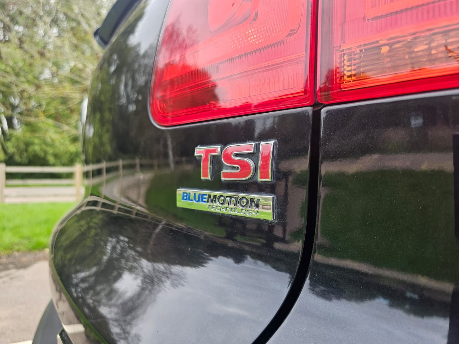 Volkswagen Tiguan 1.4 TSI SE Bluemotion Tech SUV Automatic DSG Euro 5