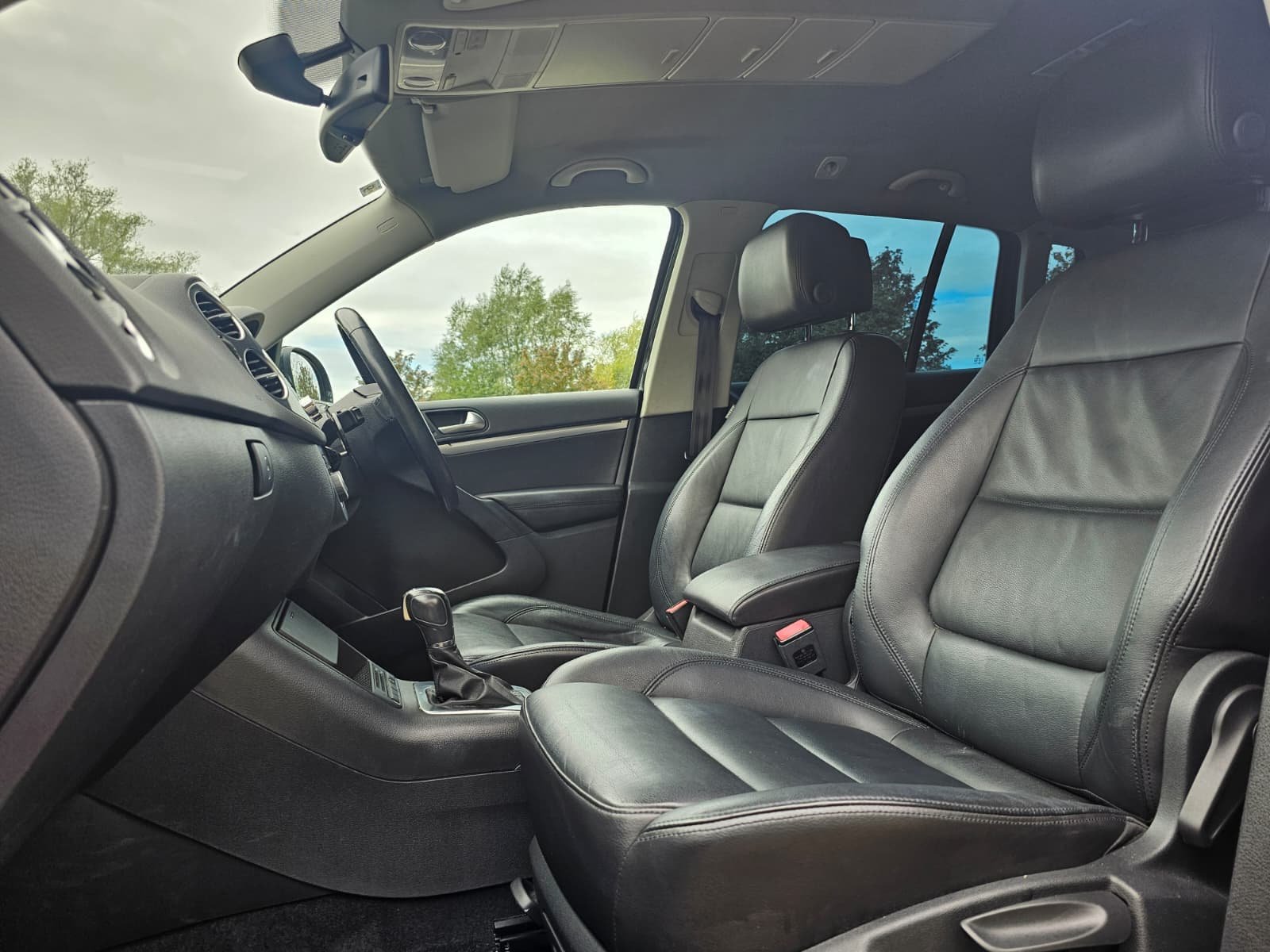 Volkswagen Tiguan 1.4 TSI SE Bluemotion Tech SUV Automatic DSG Euro 5